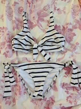 Melissa Odabash black and white stripe tie front bikini